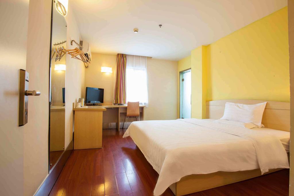 7Days Inn Tai'An Railway Station Room photo